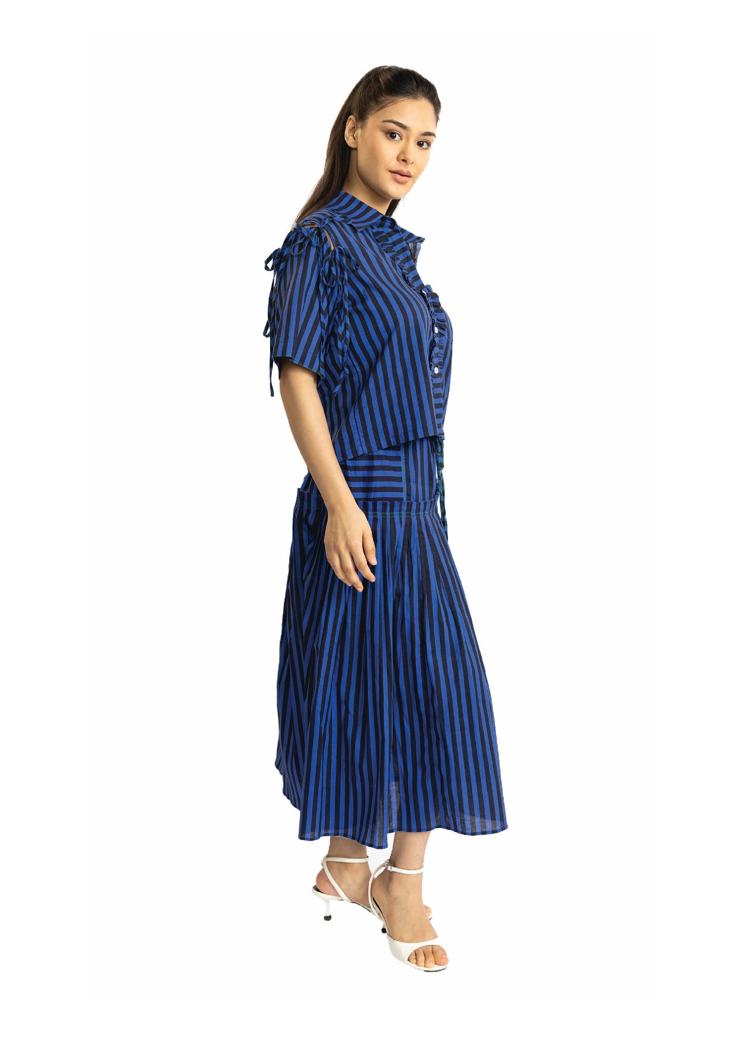 Stripes tie up skirt